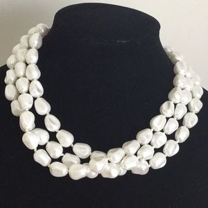 Vintage Fornash white bead knotted necklace